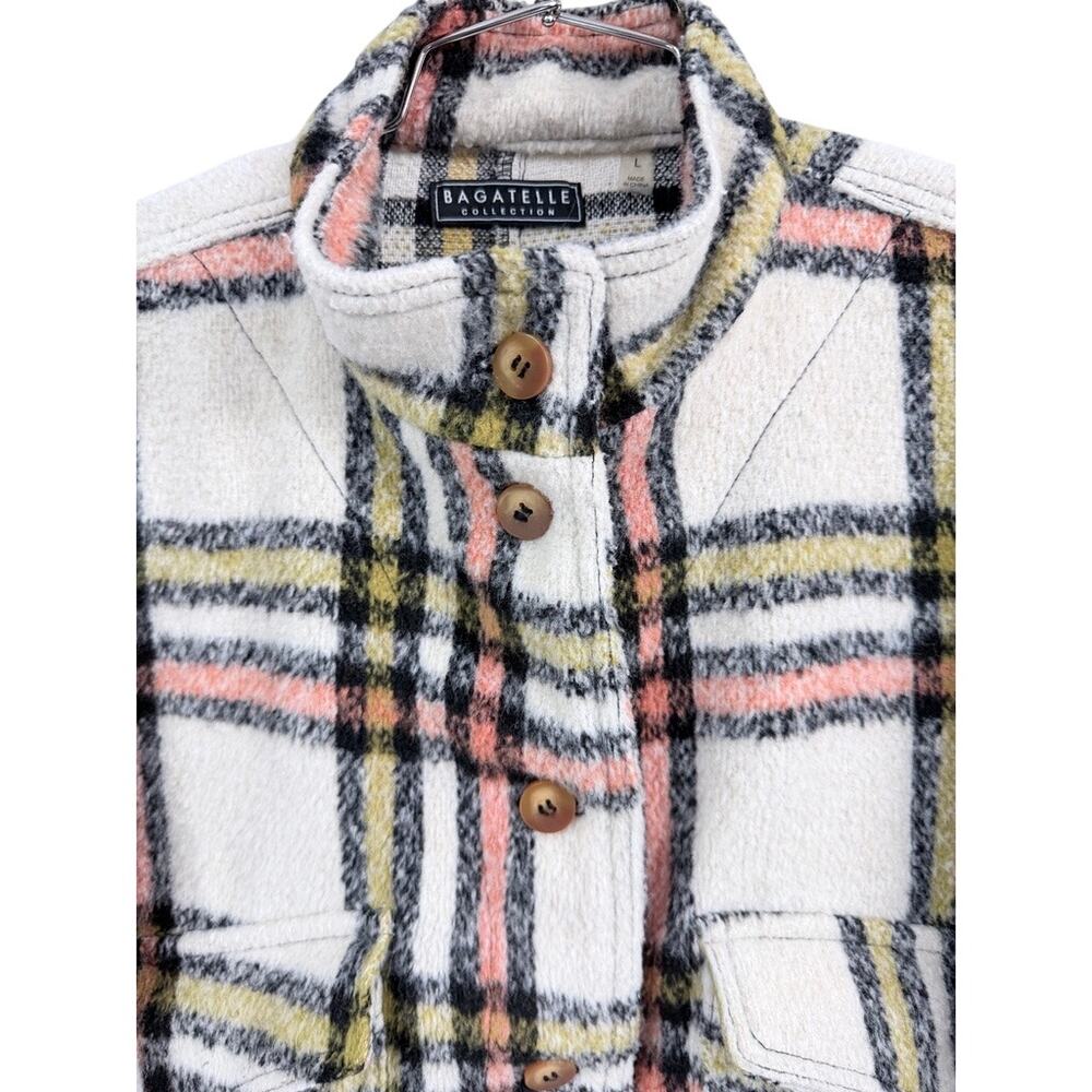 Bagatelle  Collection Plaid Boucle Cropped Jacket Size L Cozy Shacket - Picture 3 of 6
